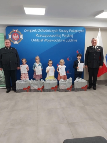 ebc7a091-2315-40da-9d76-98dba261103b