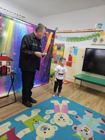 0380e065-f196-4f51-977e-7f732164bfbd