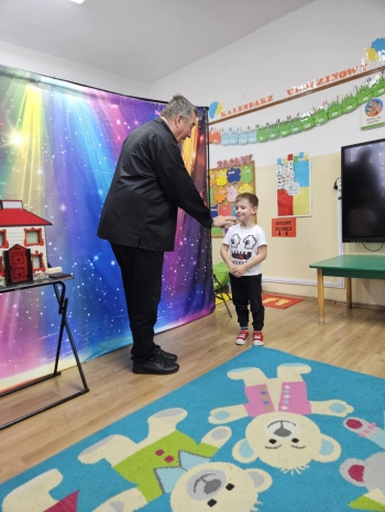 832a2eca-db2f-44d5-86f1-f866489085ec