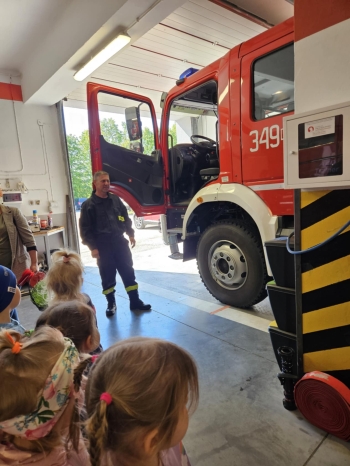 907a0b0d-367a-44ea-8d02-b602effcf751