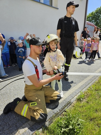 8532d065-297e-4960-ba8c-0ba680387afc