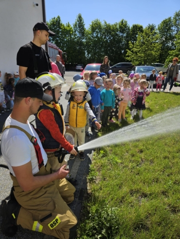 e395034f-1144-4b18-a878-ae8b88bdca75