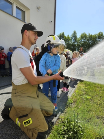 ed2bb272-4471-43af-8584-1f83db740d6b