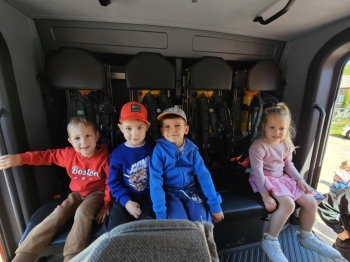 ffc7b026-27ae-4e5e-9f33-9e9c63a19899