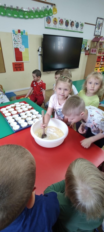 5df7135b-ed96-40dc-8b7d-1e74e8bc61f8