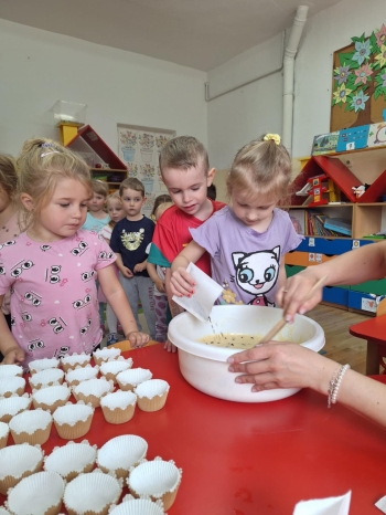 60af9450-d700-4780-97a0-4c457f3a0885