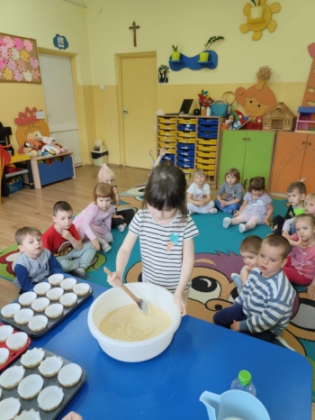 089f7624-6fc4-4102-8afb-6d8c083d35a9