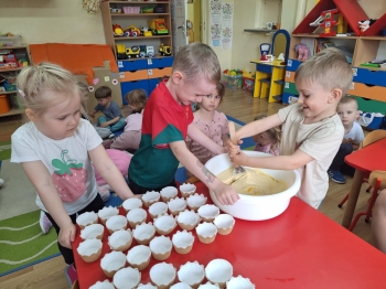 885e9139-a403-4f52-a123-1619e4954de3