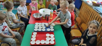 6727f0bf-95aa-4628-9b2b-3d55303d282c