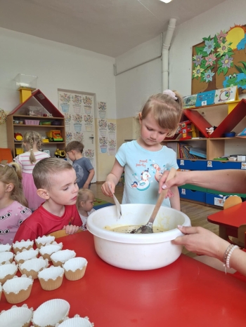 b3b8df78-3f13-43a3-9f99-17a5a1d8eaa5