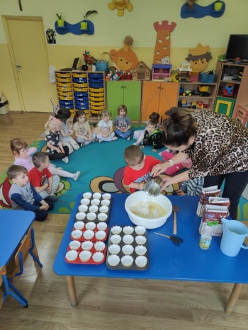 ba8a2a97-80df-4eb9-a600-406a48776b77