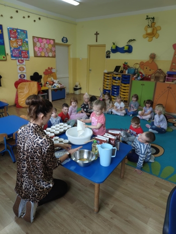 e3d4078c-9cae-424d-b8d2-410291deadee