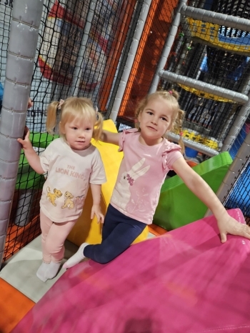 9e29b0f4-8123-4235-a46a-25ef99f2f5f1