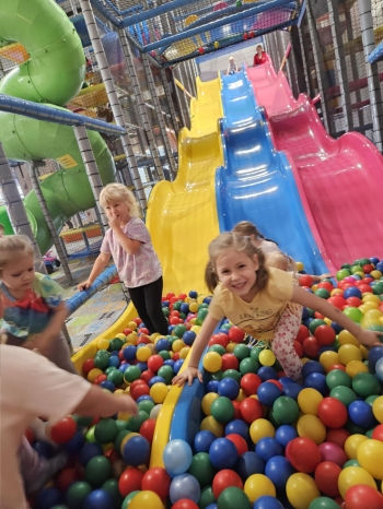 53b61bbf-fc2e-49d5-9f71-5478b1fe003d