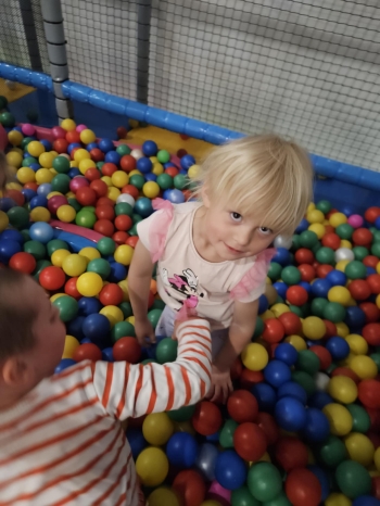 ec46e055-807b-4541-b3c6-2d83b7753470