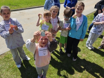 0f27aa65-7341-4717-9b64-277bc799c352