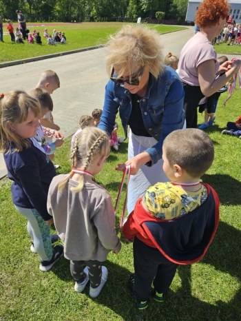 1a565e0d-76b1-4cbb-b6ef-56f15e9b4578