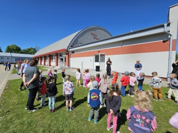 4b309d4b-3f07-481d-bd97-16e2644c7246