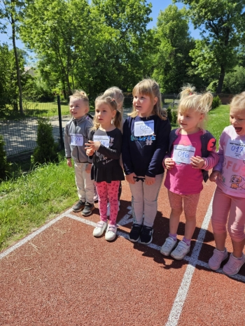 6b094c4d-82af-495c-8652-31525b2a1f5d