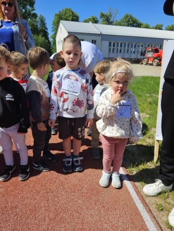 8b883632-e0bf-4408-a80c-67c7bce3a759