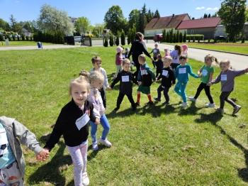 9a4264b1-13f5-48e4-bb5a-ca46a851cf0a