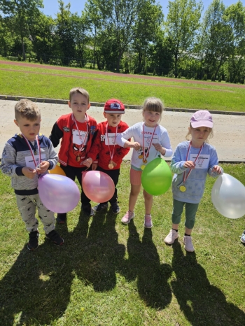 067d212b-6f7a-41e1-b75b-53d63673ff87