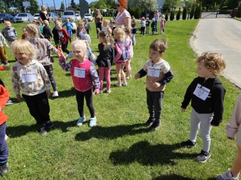 d3a695f4-8282-419e-a371-996542fd8db9