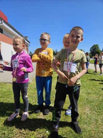 d8ed5e34-624b-4489-847e-683695a6c3d0