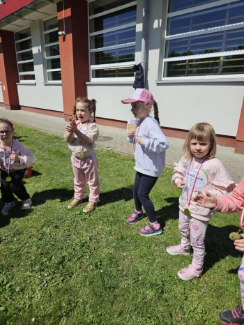 e5472cad-7b9f-48b0-beb1-27d1bfc52cbc