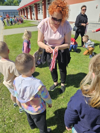 e069507d-ebde-4ce3-aef2-ee1e736f1e2d