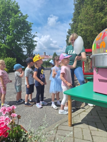 7be7cdf7-3639-4103-9d29-684f41cdd8e0