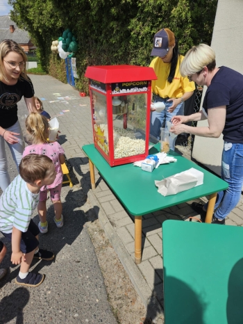 08213b18-65a8-410e-a5cd-871403597358