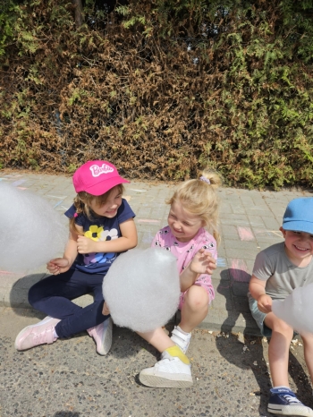 10295929-feae-4067-a729-8bd2653217d2