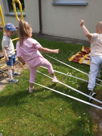 d2b2fea1-1a4f-42ab-8a61-3dcfe3d2c4e2