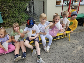 d2f2291d-9bc2-47a3-8e10-05a9af62085d