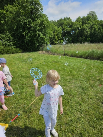 dee0fabb-744f-4926-89e9-8910a07b30ae