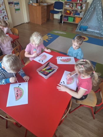 32b6bca8-836b-4602-a703-2dda7c13a9b1