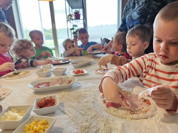 9de10609-4737-4e81-ae27-7d555277c56d