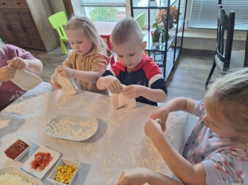 674d9811-ea18-40b4-8e9e-bd78d55ae895