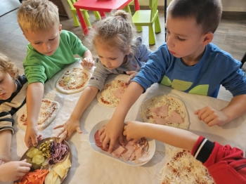 b95543ed-b354-4a18-9f9c-fb6c3bc371b3