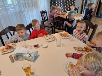 cb087692-4a26-4f76-9a4c-73785cfd462b