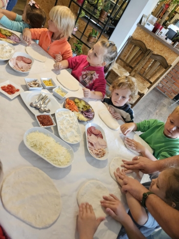 d6dfb76d-6627-46be-b60e-96981b386b6a