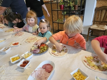 dd25c72d-c9b3-473b-aa1d-84f649dd4a04