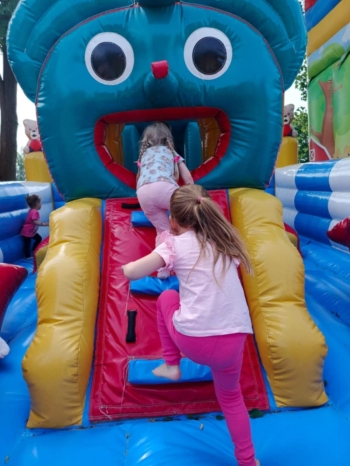 8c00a272-e02a-4718-aa16-8177e1afd116