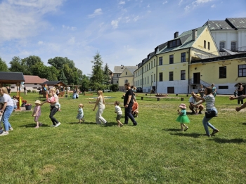 60feba9a-ecb9-4f8c-8eff-b441bb61c7e0