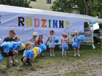 e2746fd7-b830-42f9-a1b4-aa7c8735be94