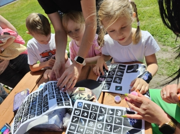 f09350b4-7b47-44c5-b172-e471f2cdc83f