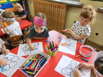 e720cd50-b830-46a4-84e4-d35bf4d8cc45