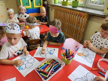 f6ba4c25-f978-462b-80ef-507961f0d00d