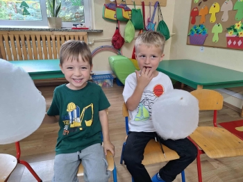 0f9b7340-4d81-4998-a424-f6bc77bf7c40